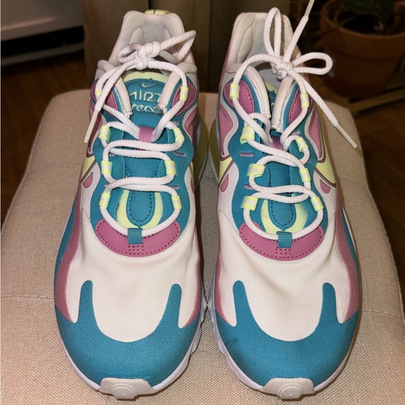Nike Air Max 270 React Sneakers - Pastel - Picture 3 of 4